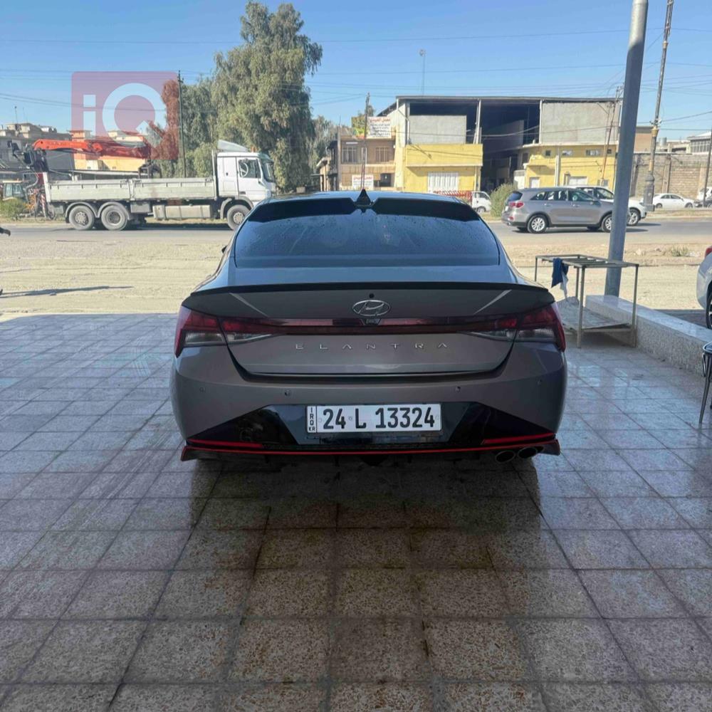 هیوندای ئەلەنترا
